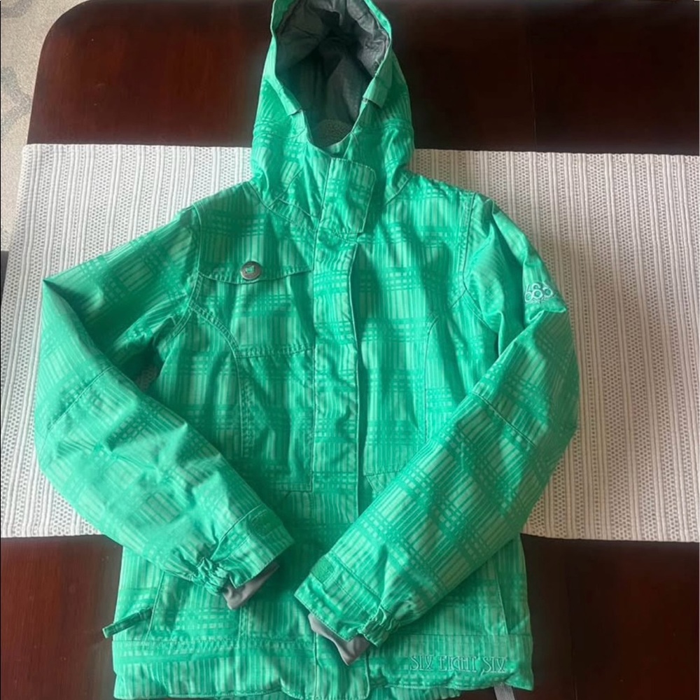 686 women’s ski jacket